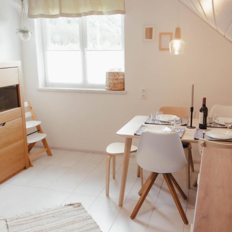 AUFTANKEN - Ferienwohnung Graf - Apartment mit 2 Schlafzimmern und Badezimmer - 12