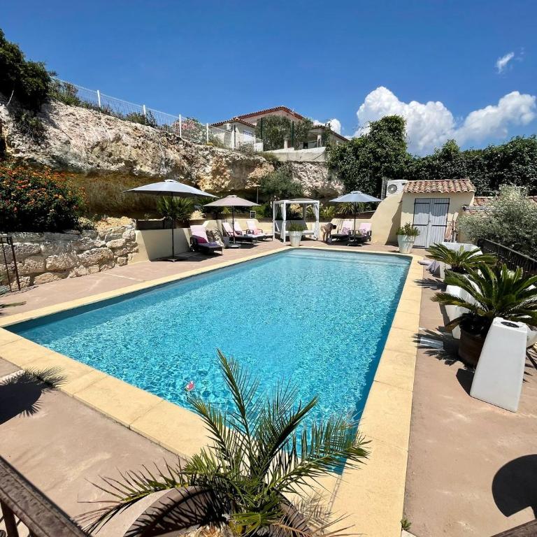 Villa fiora classée 4 étoiles - Villa avec Piscine Privée - 54