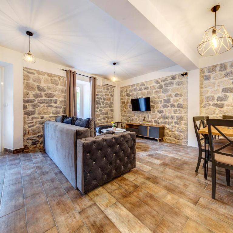 Happy Home Apartments - Apartment - Ground Floor - 1