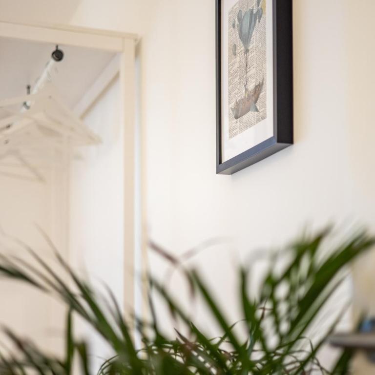 Arbio I Cozy Apartments Augsburg-Lechhausen - Premium Suite mit Balkon - 12