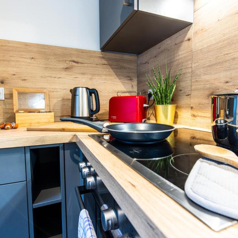 Arbio I Cozy Apartments Augsburg-Lechhausen - Premium Suite mit Balkon - 27