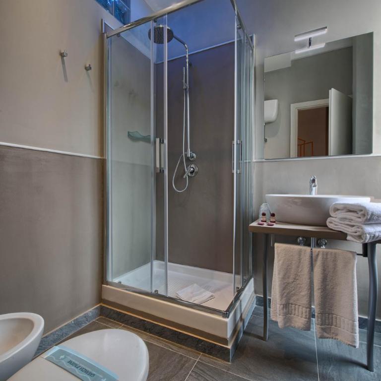 The Pope's Window - Double Room - 8