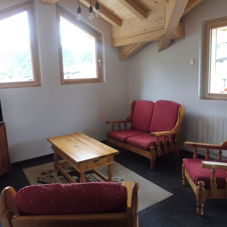 demi chalet Les Contamines Le Virolet - Three-Bedroom Apartment - 13