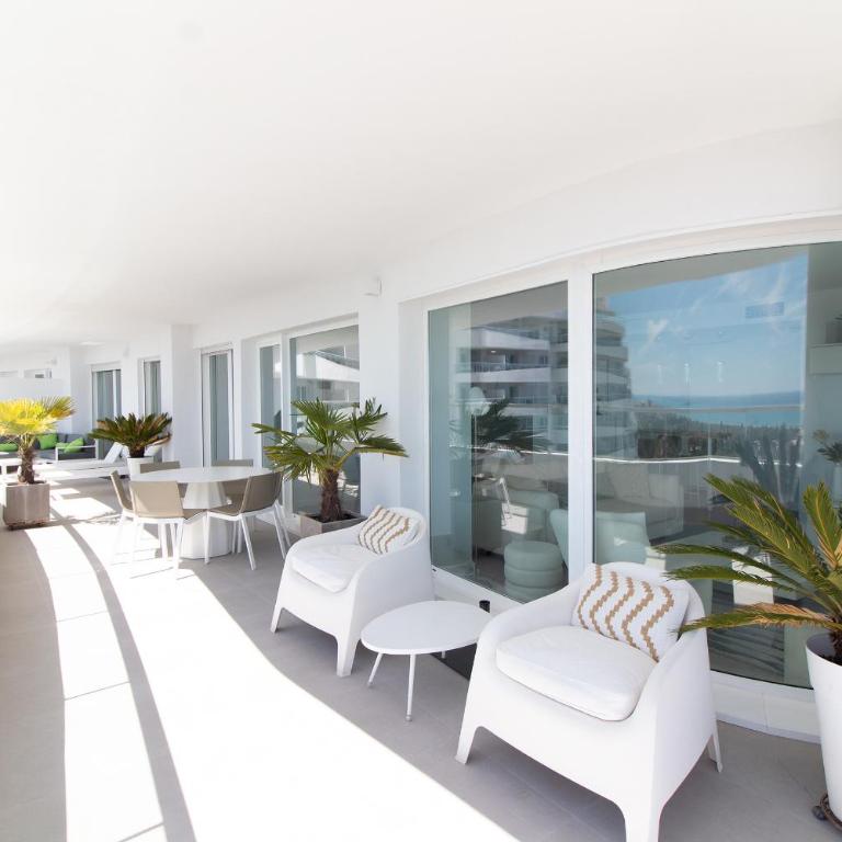 Global Vacacional, Apartamento con piscina privada y terraza con vistas a la costa - Apartment mit Meerblick - 52