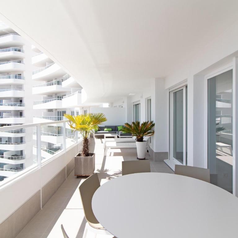 Global Vacacional, Apartamento con piscina privada y terraza con vistas a la costa - Apartment mit Meerblick - 53