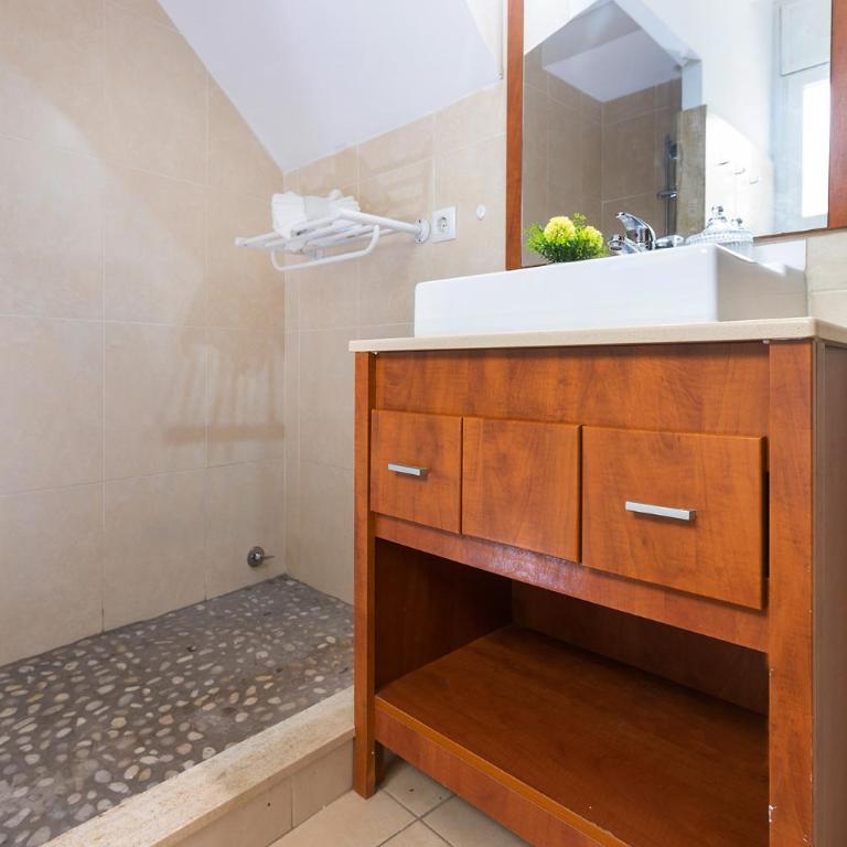 RNET - MADRID 44 BAJO - Apartamento turístico en el corazón de Roses - Apartamento de 2 dormitorios - 25