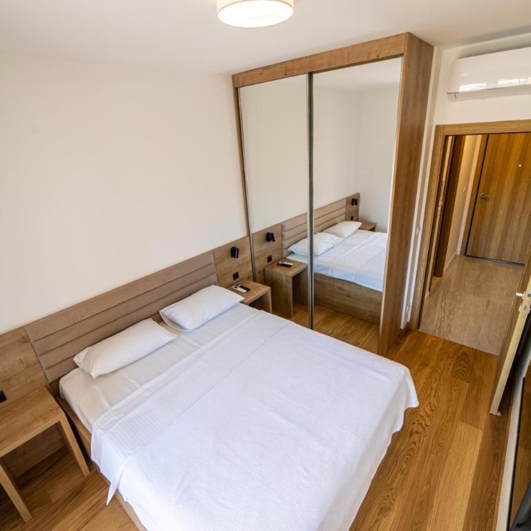 Apart Kraft - One-Bedroom Apartment - 23