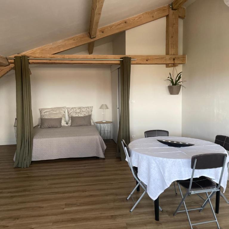 Les Voutes de Villebourbon - Appartement 1 Chambre - 2