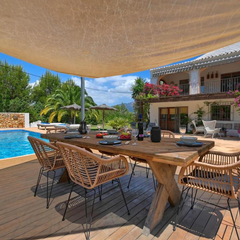 Bogira by Aguilarent - Villa - 2