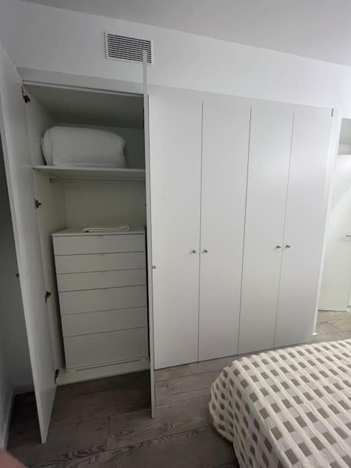 Nuevo, espacioso y confortable con pkg y piscina - Apartamento de 3 dormitorios con vistas a las montañas - 6