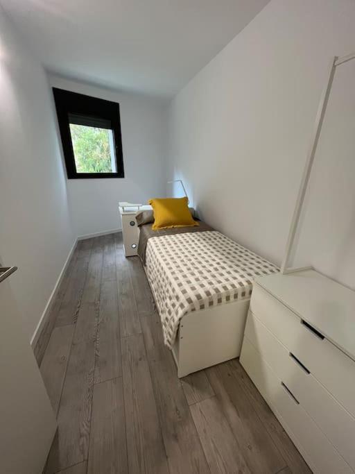 Nuevo, espacioso y confortable con pkg y piscina - Apartamento de 3 dormitorios con vistas a las montañas - 10
