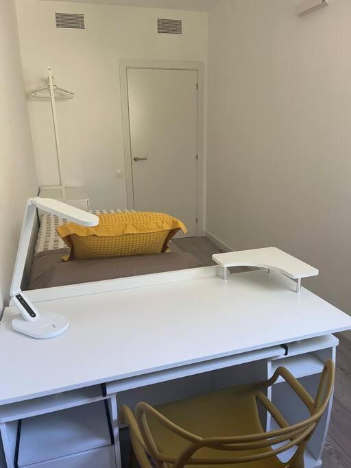 Nuevo, espacioso y confortable con pkg y piscina - Apartamento de 3 dormitorios con vistas a las montañas - 11