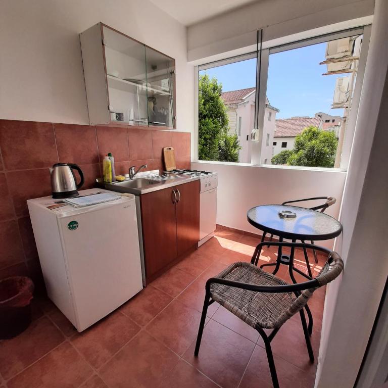 Apartmani Hortenzija - Apartman sa Pogledom na Vrt - 5