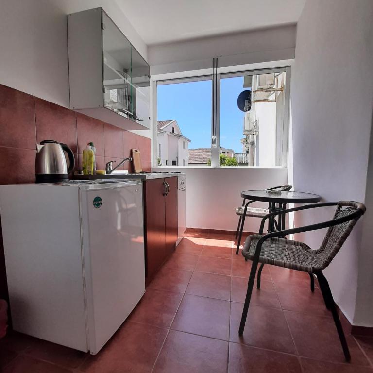Apartmani Hortenzija - Apartman sa Pogledom na Vrt - 3