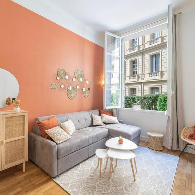 2 pièces dans le centre de Beaulieu-sur-Mer , proche de la mer - One-Bedroom Apartment - 1