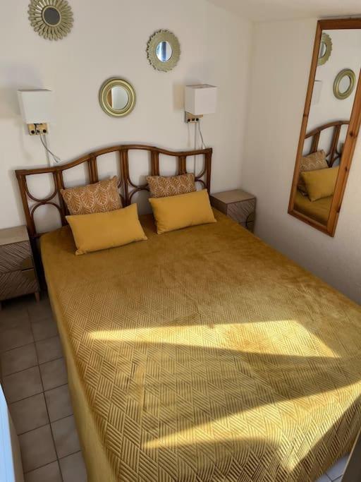 Maison climatisée avec piscine, terrasse et place de parking privative - Two-Bedroom Apartment - 13