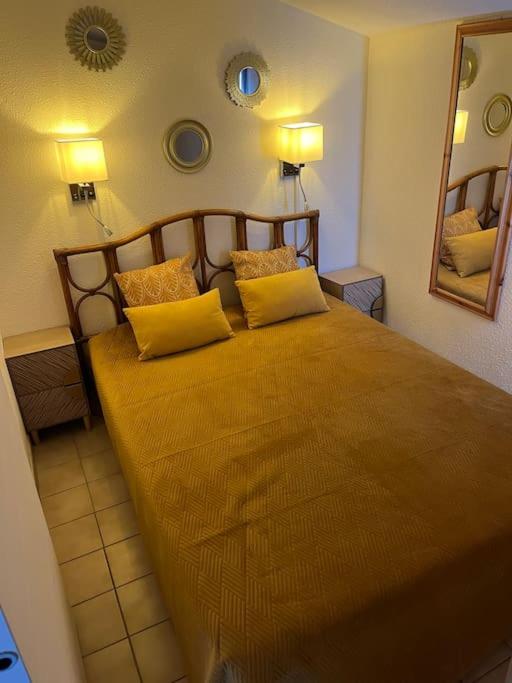 Maison climatisée avec piscine, terrasse et place de parking privative - Two-Bedroom Apartment - 17