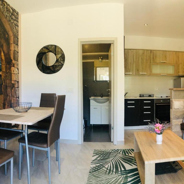 Bay View Apartments - Apartman sa 2 Spavaće Sobe i Pogledom na Vrt - 10