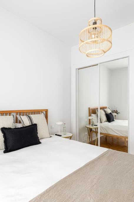 Infantas Piso at Justicia Barrio - Two-Bedroom Apartment - 7