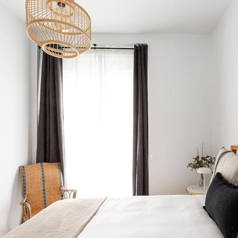 Infantas Piso at Justicia Barrio - Two-Bedroom Apartment - 14