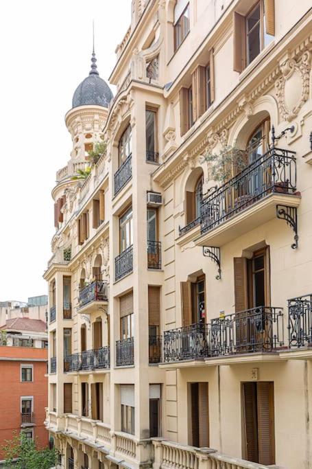 Infantas Piso at Justicia Barrio - Two-Bedroom Apartment - 21