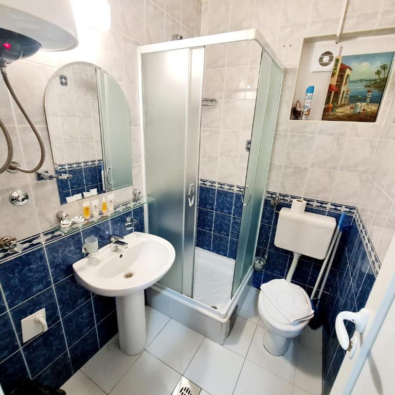 Apartments Pier - Niskobudžetna Dvokrevetna Soba sa Bračnim Krevetom - 3