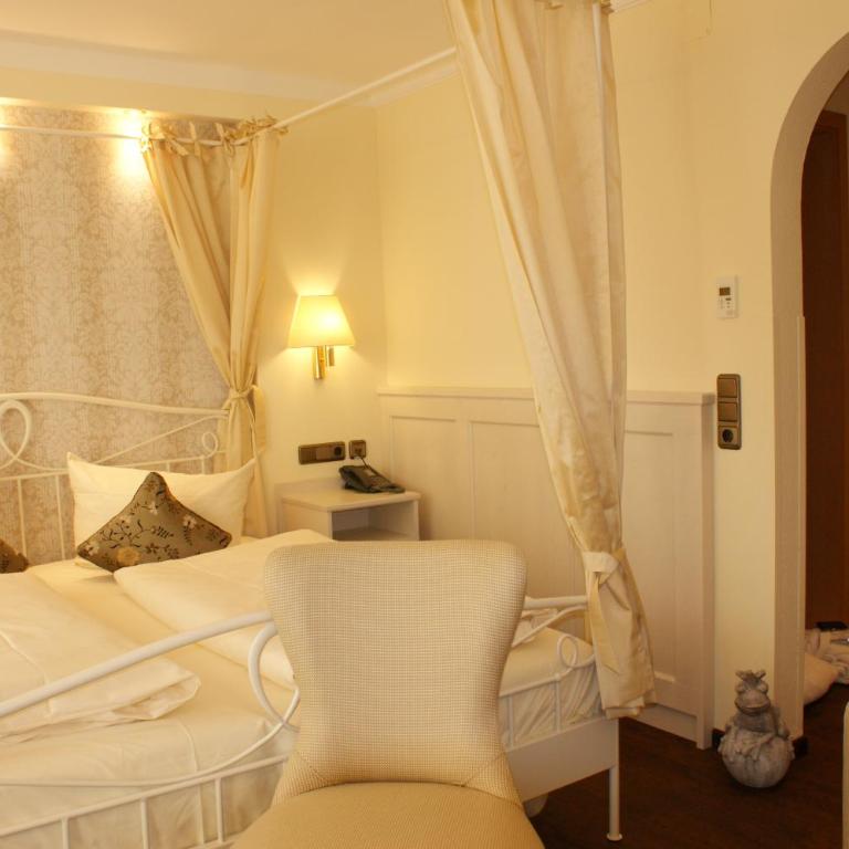 Hotel Schlosskrone - Comfort Doppel-/Zweibettzimmer - Sissi - 1