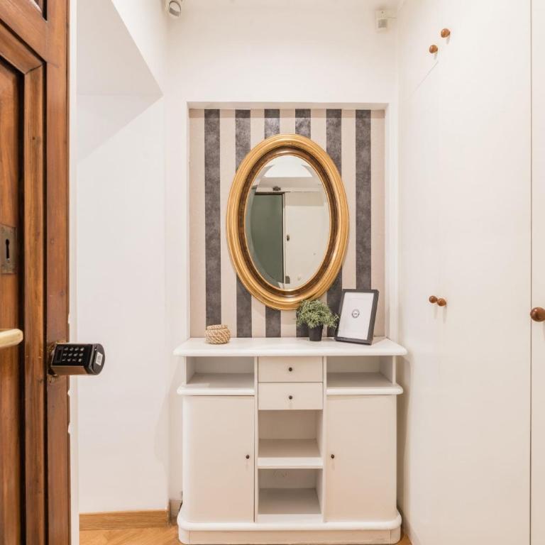 The Best Rent - Spacious three-bedroom apartment near the Colosseum - Appartamento con 3 Camere da Letto - 27