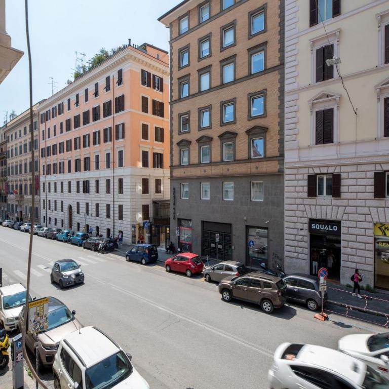 The Best Rent - Spacious three-bedroom apartment near the Colosseum - Appartamento con 3 Camere da Letto - 29