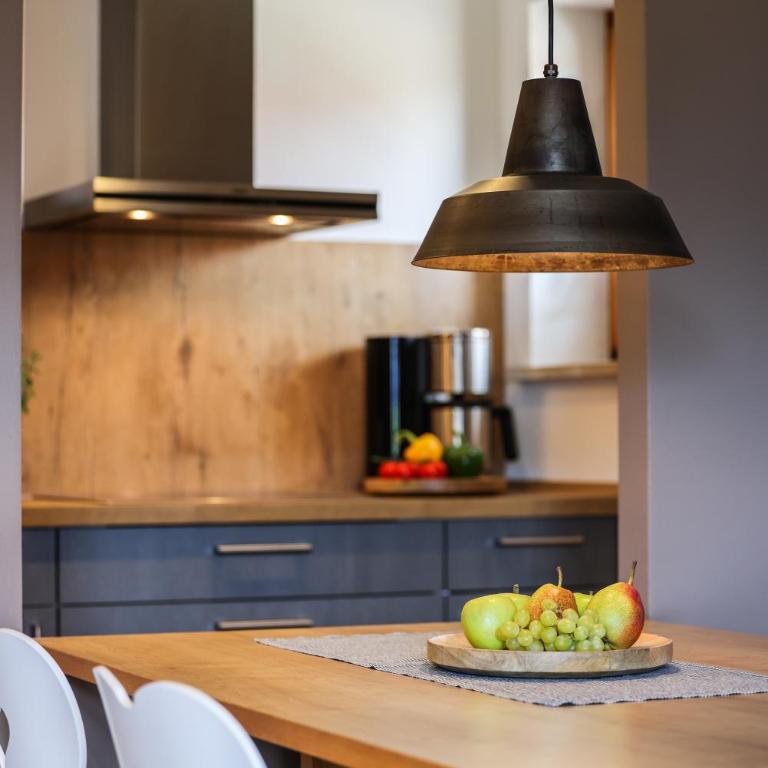 Berghaus Mucha - Ferienwohnungen - Deluxe Apartment mit 2 Schlafzimmern - 1