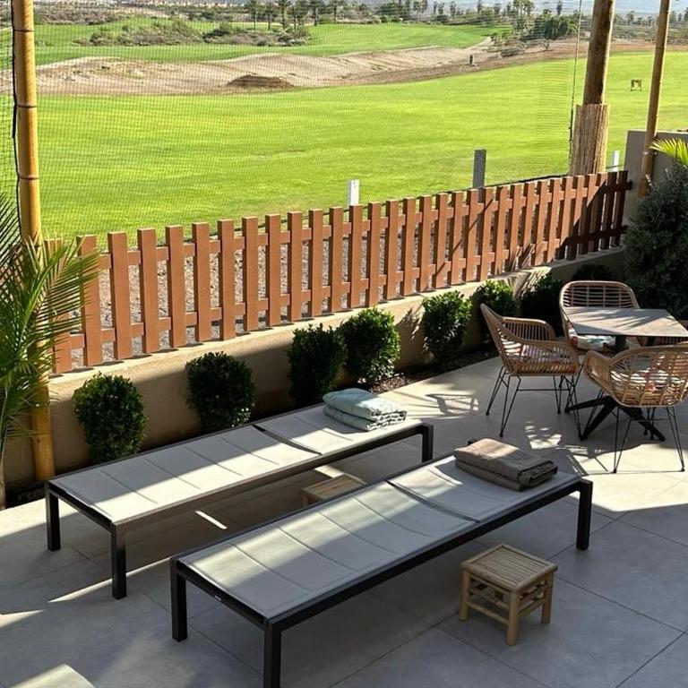 Golf Tenerife South xx Wheel Accessible Shower xx Free WIFi xx Private Pool 30 degrees xx Two Terraces 30m2x60m2 xxFree Parking xx Mountain view xx Flatscreen 65 inch xx - Villa de 3 dormitorios - 37