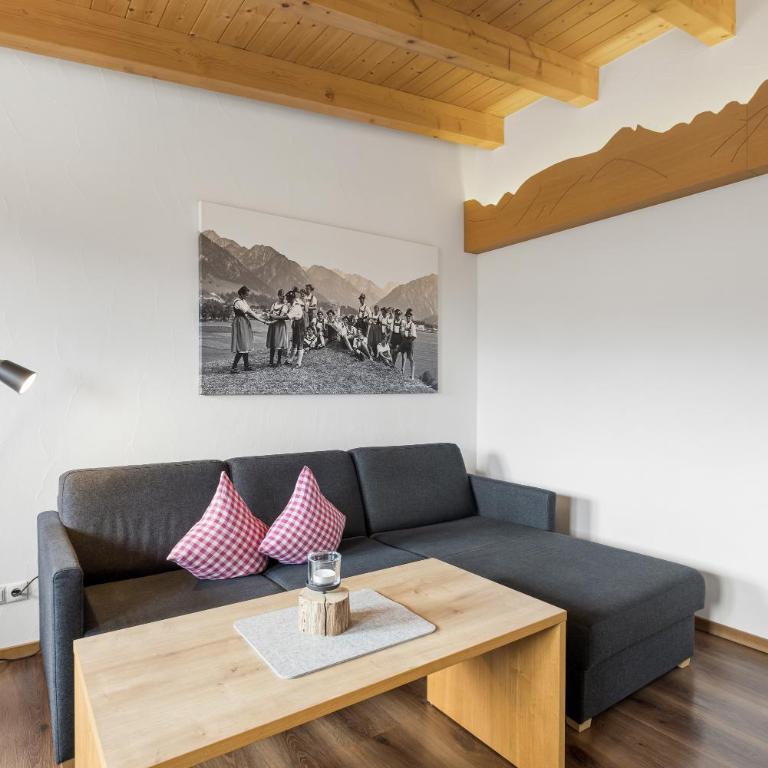 Berghaus Mucha - Ferienwohnungen - Deluxe Apartment mit 2 Schlafzimmern - 4