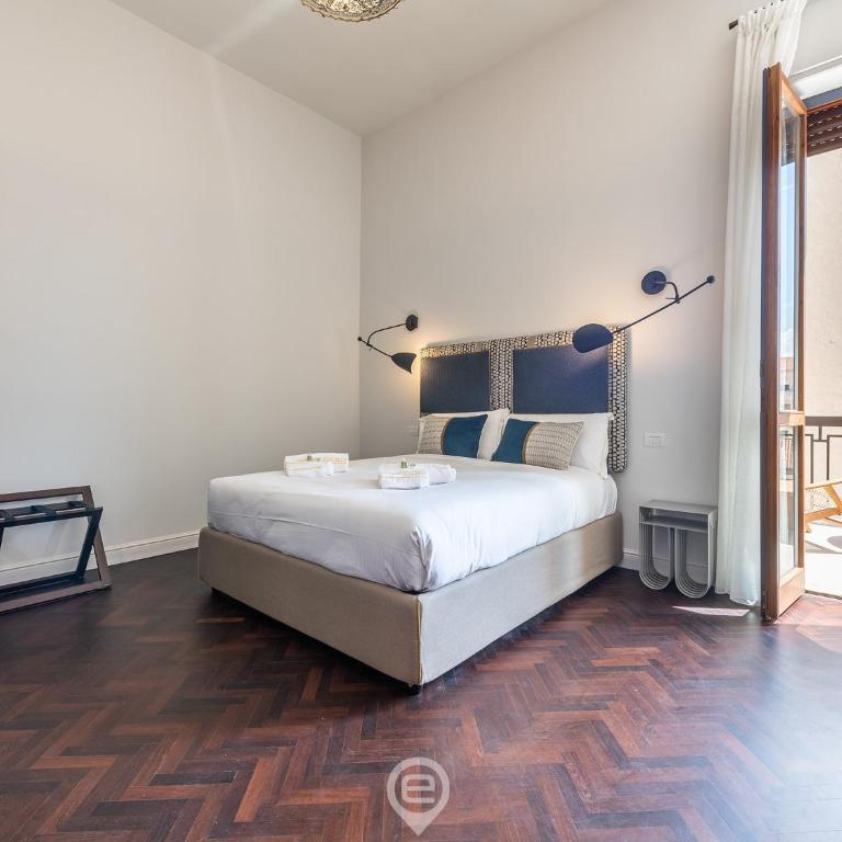 Verso Suites - Deluxe Double Room with Balcony - 1