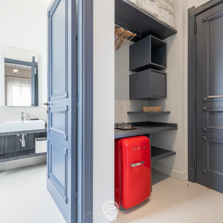 Verso Suites - Deluxe Double Room - 12