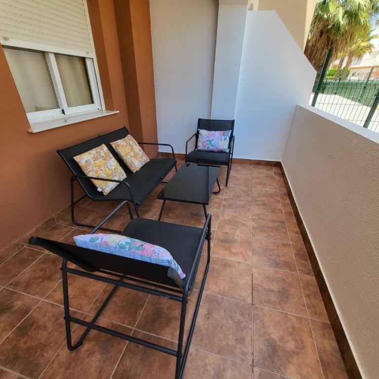 ¡Bajo precioso con salida directa a la piscina comunitaria en Paraíso de Vera! - Apartamento de 2 dormitorios - 73