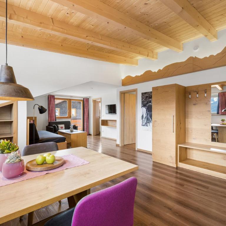 Berghaus Mucha - Ferienwohnungen - Premier Apartment mit 1 Schlafzimmer - 3