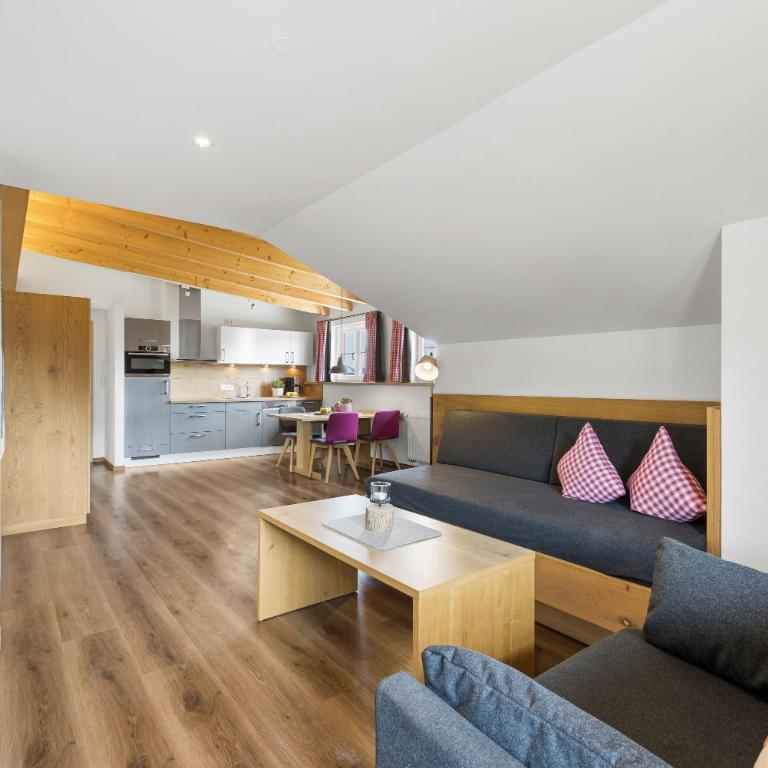 Berghaus Mucha - Ferienwohnungen - Premier Apartment mit 1 Schlafzimmer - 4