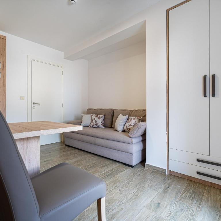 Studio Apartments Marea 2 - Studio s Pogledom na Vrt - 11