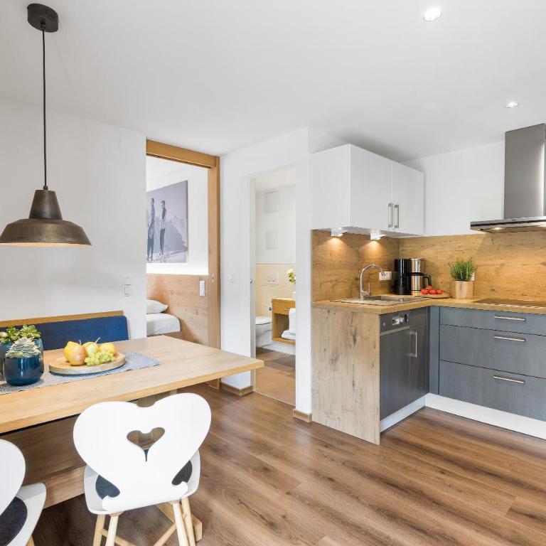 Berghaus Mucha - Ferienwohnungen - Deluxe Apartment mit 2 Schlafzimmern - 3
