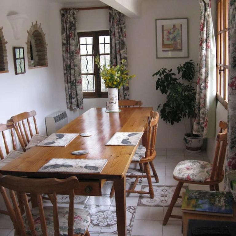 17th Century Stone House, Pool, Air-Conditioned - Villa - 11