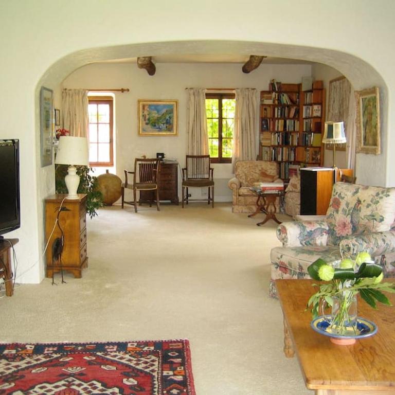17th Century Stone House, Pool, Air-Conditioned - Villa - 23