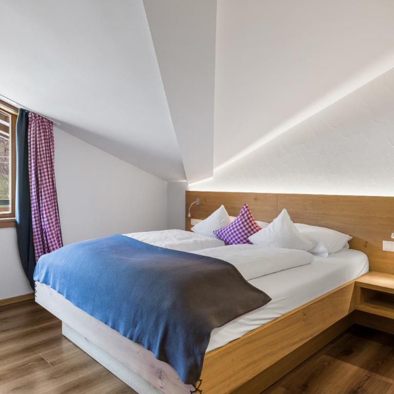 Berghaus Mucha - Ferienwohnungen - Deluxe Apartment mit 1 Schlafzimmer - 3