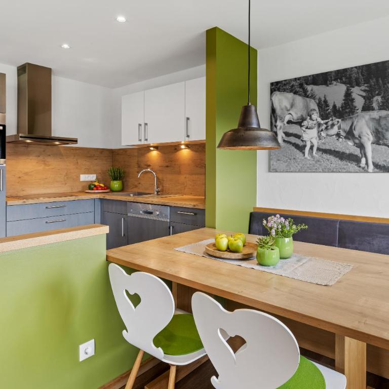 Berghaus Mucha - Ferienwohnungen - Superior Apartment mit 2 Schlafzimmern - 2