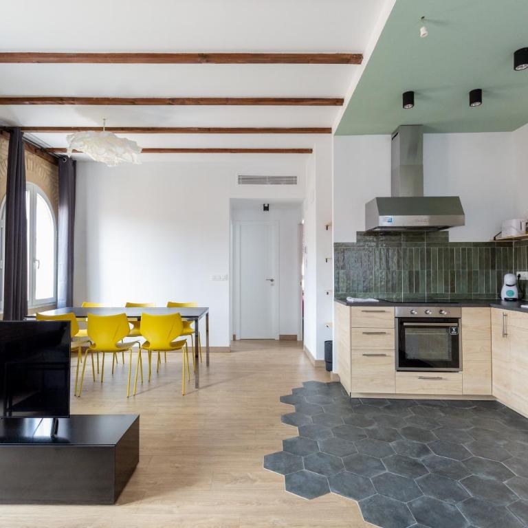 SB2 - Apartamento moderno 2 dormitorios, 4º sin ascensor, muy céntrico - Apartamento de 2 dormitorios - 2