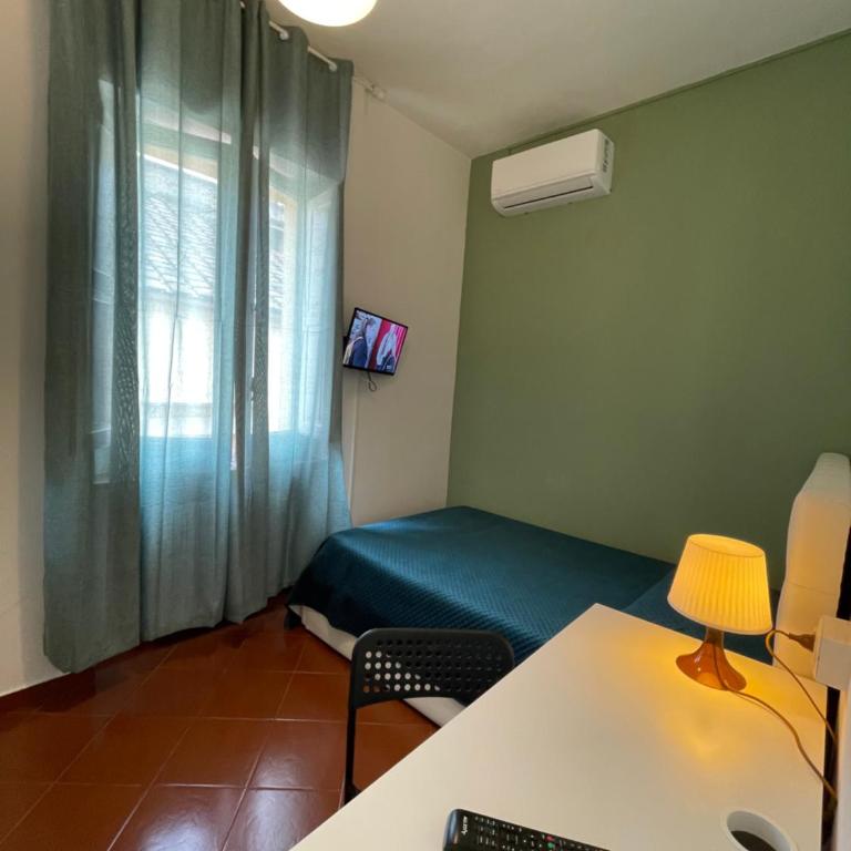 Dante Rooms - Camera Singola Economy - 4