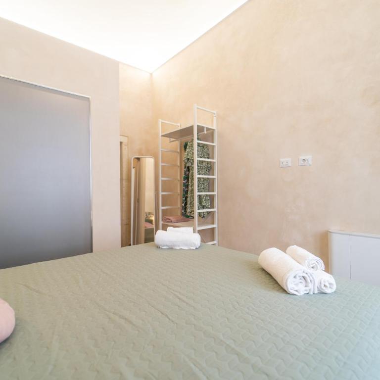 GuestHost - Santa Lucia Charming Apartment with Terrace - One-Bedroom Apartment - 24