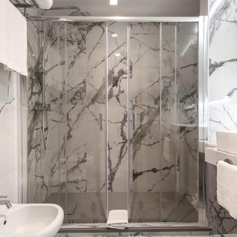 Home at Rome Luxury Navona Guesthouse - Camera Superior - 10