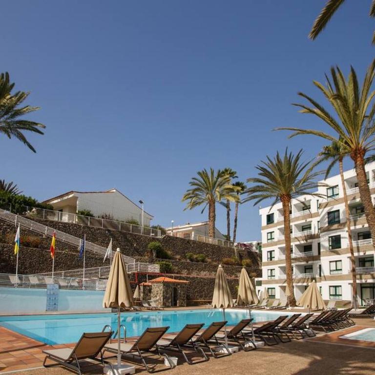 Amplio Bungalow con Piscina climatizada cerca del Yumbo y a pasos de Playa del Inglés - Two-Bedroom House - 4