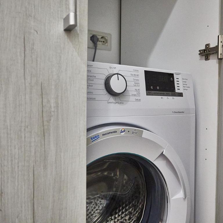 MONZA-MILANO - Comfort tra centro e stazione - WIFI - Appartement 1 Chambre - 16