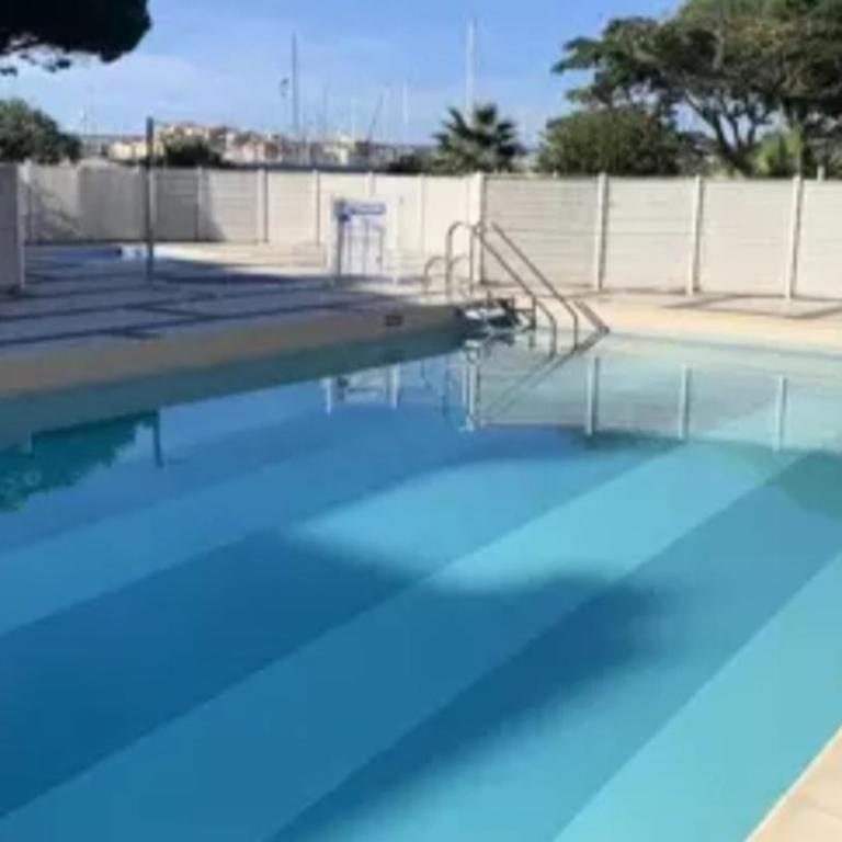 studio pour 4 personnes proche du port et des plages - Appartement 1 Chambre - 16